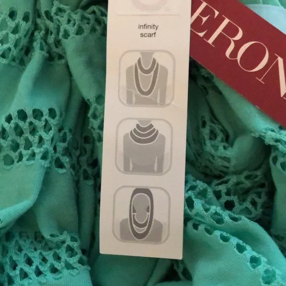 NWT! Infinity Lightweight Wrap Textured MERONA Spring Easter Green Scarf - Picture 3 of 6